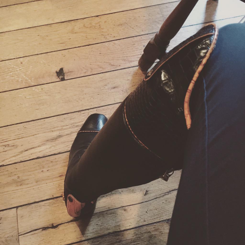esm_llc's tweet photo. Just in case you haven't seen my new boots from @cavallo_co #containyourselves #ccsetyourowntrend http://t.co/WZzFY8Pjpy