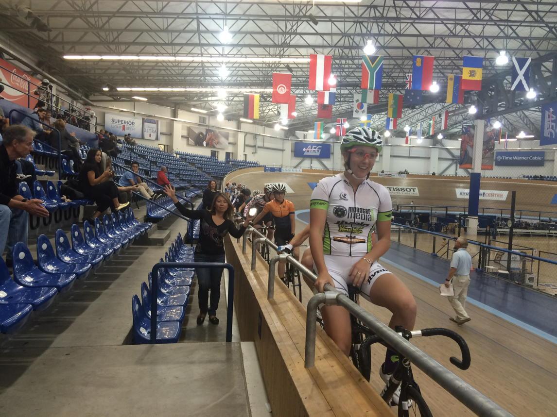 VELOSportsCtr's tweet photo. Women's Field looking strong tonight. These Women's Only Sessions at the VELO are paying off! #VELOSC http://t.co/xjbzpiIjiB