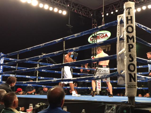 CBNPromotions's tweet photo. Fedosov just scored a knockdown in the third! @Boxcino2015 Heavyweight Championship on the line! Watch live on #ESPN2 http://t.co/is8SLRcO7Z