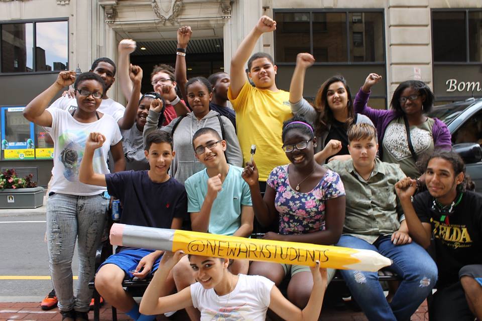 BadassTeachersA's tweet photo. HEROES! @NewarkStudents fighting to get their schools back! #ournewark #NPSWALKOUT2015 http://t.co/VeVSPID6Fk