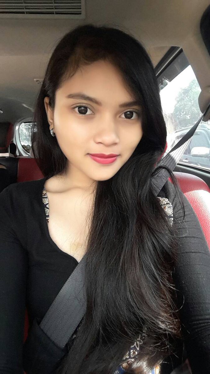 LarissaYahya25♔ (@rrlty) on Twitter photo 