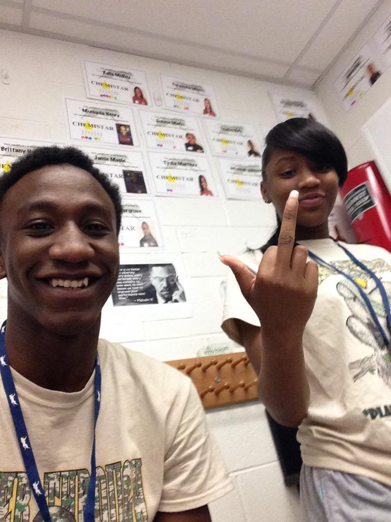Oh_DatsChuck's tweet photo. Fuck Yo Bestfriend 🌵Cause Mines Better💘💖💉  @belleTianah http://t.co/AXRNtpCUPO