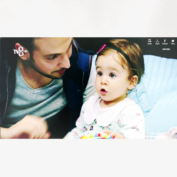 shopcuozgeist's tweet photo. Su bebek ve Kaan iconları.😘😘 rt+fav yaparak alınız.💃 http://t.co/r769hTjhaN