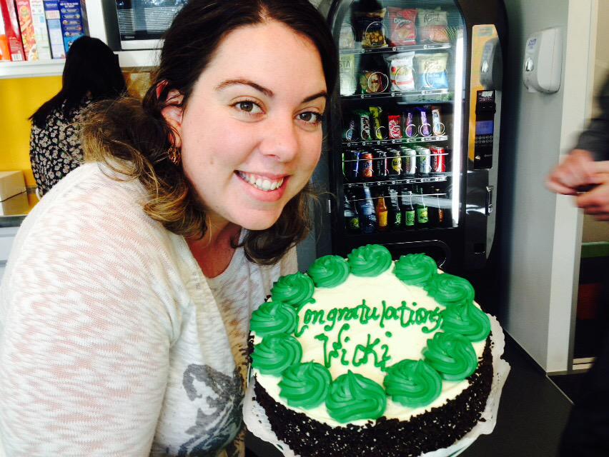 Vicki_Hawk's tweet photo. So I #graduated and got my name on a cake for the first time! http://t.co/ETzBRnlN0b