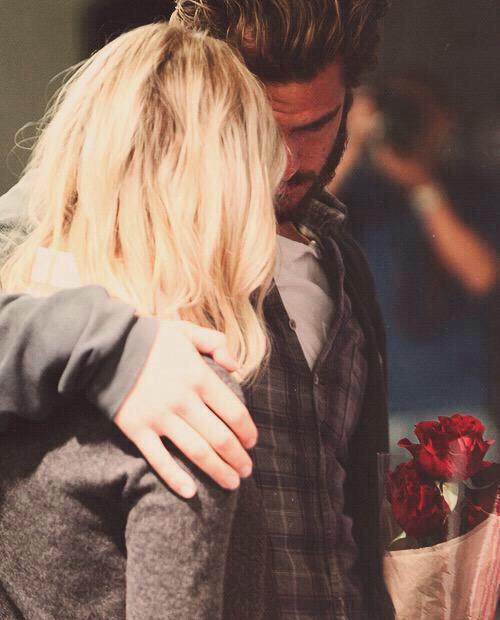 csuedera's tweet photo. 💜💜💜💜 best otp ever http://t.co/LbiffJgwyn