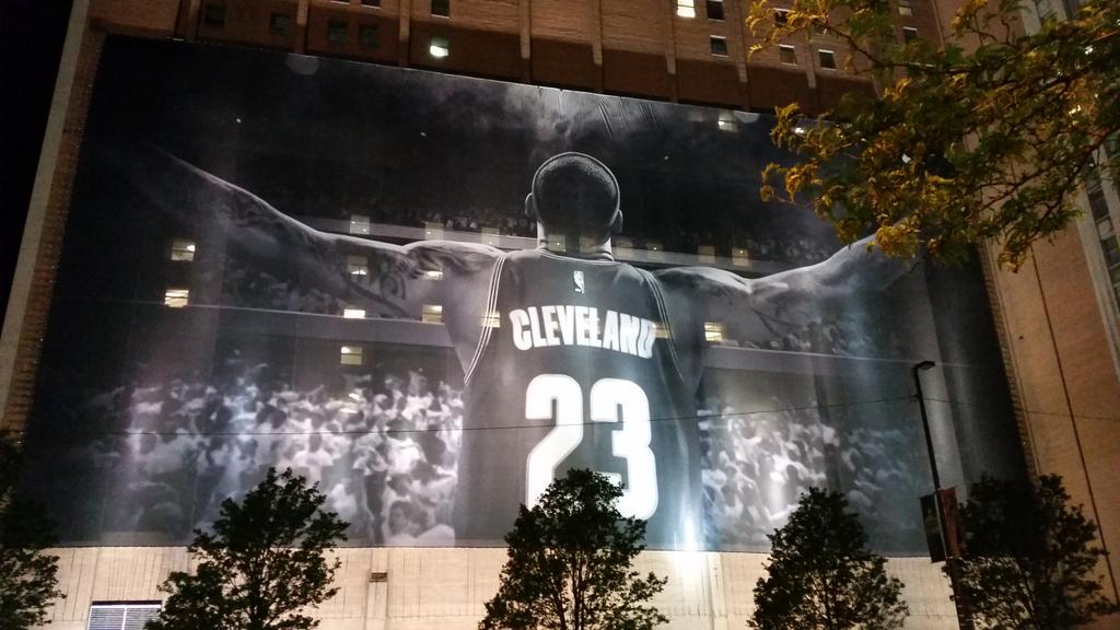 Hightimes216's tweet photo. Had to grab this while I was downtown
#216Pride http://t.co/cxItfafxd3
