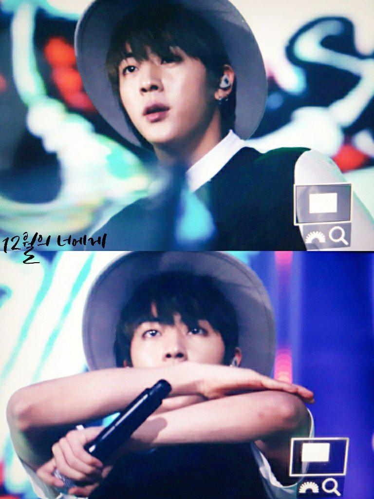 DecemberJIN1204's tweet photo. 150523 드림콘서트플뷰 얍!!!!!!!!! #진 #석진 #방탄소년단 @BTS_twt http://t.co/eZ6BMpgaAc