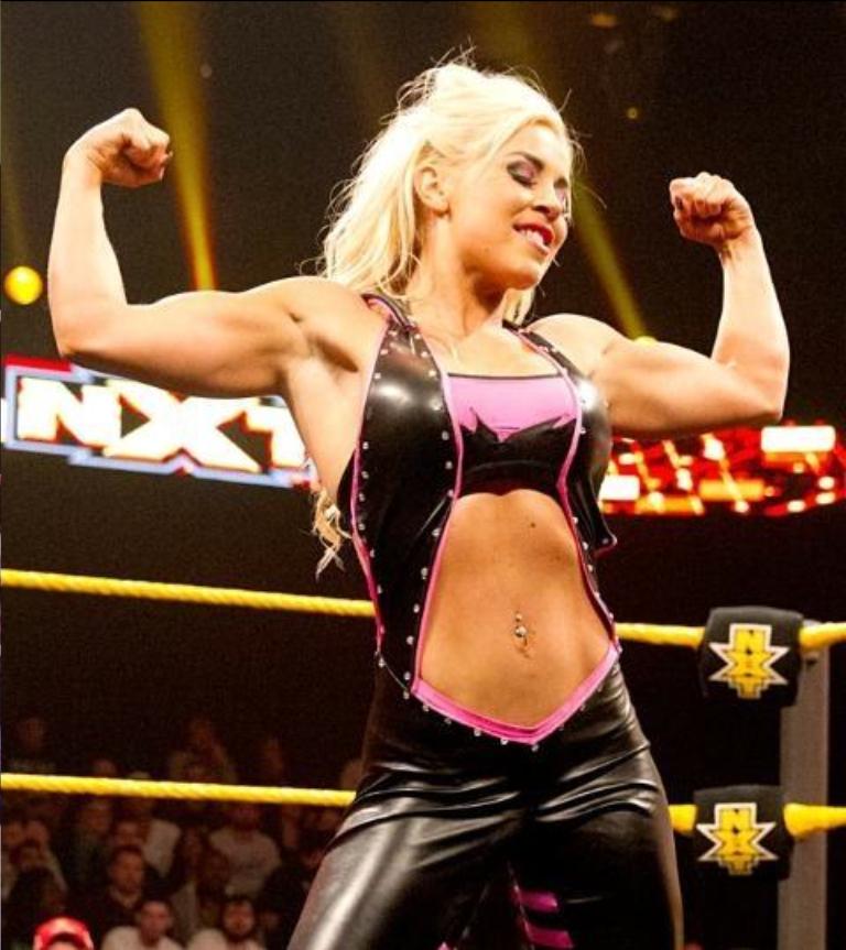 WWENXT2015's tweet photo. #WWENXT Diva of the day goes to.. @DanaBrookeWWE http://t.co/n3xYodSpDU