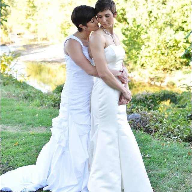 IHateHomophobia's tweet photo. The Irish say yes to marriage for all: a further step for equal rights. #YesEquality #EqualityForAll #IrelandVoteYes http://t.co/snVo5FmGuQ