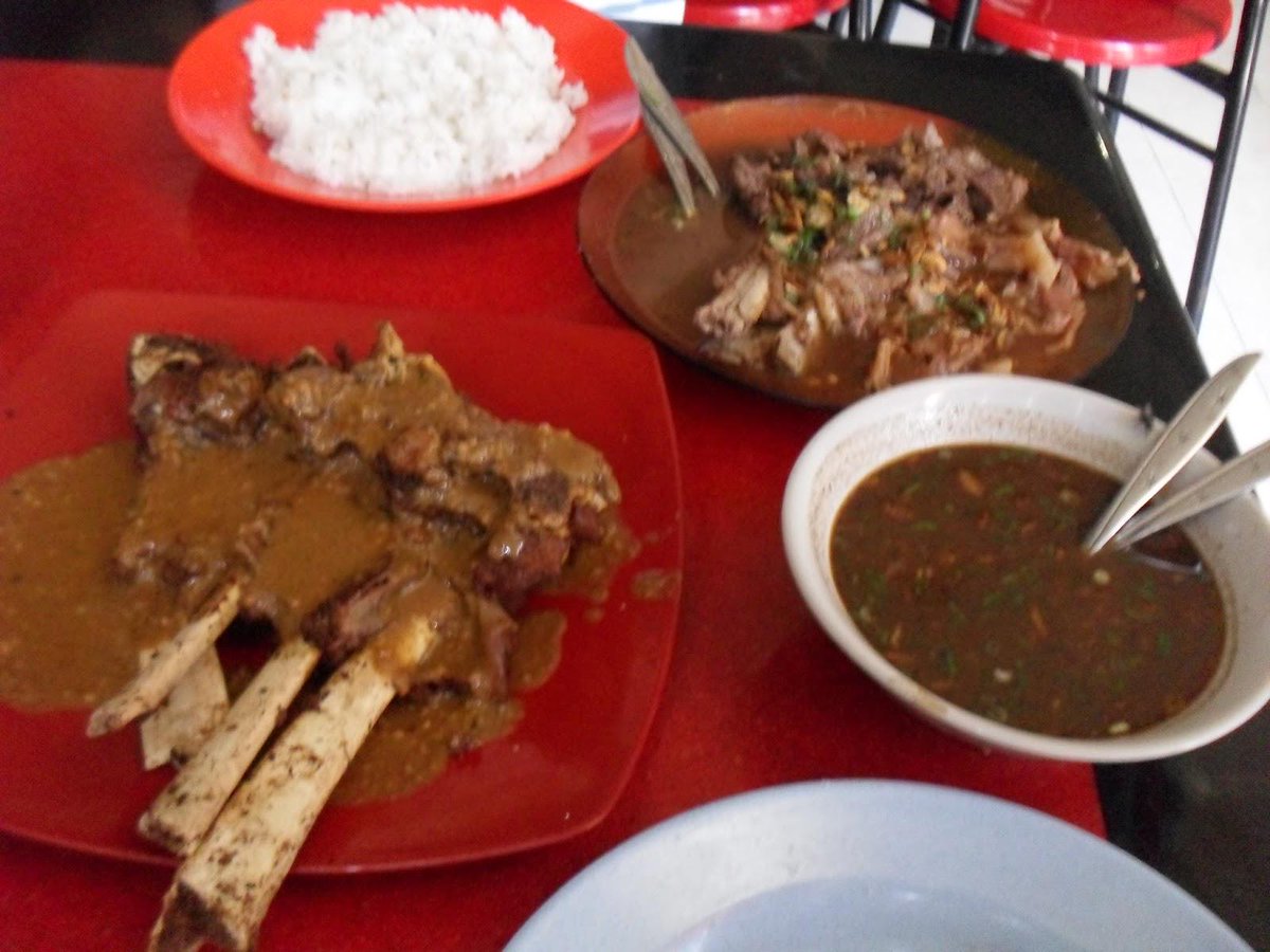 lancong2's tweet photo. Kondro Bakar khas Makassar #kuliner http://t.co/HzzXjBHzYU