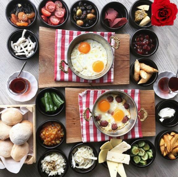 Bi' kahvaltı? #2015hit2