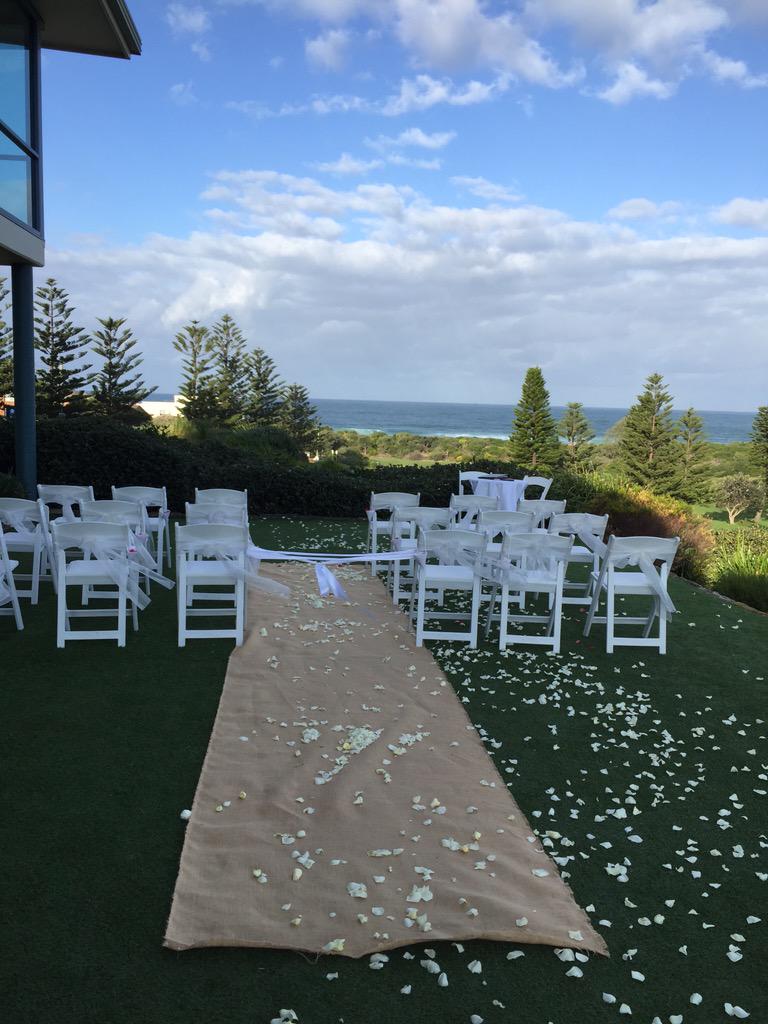 nswcelebrant's tweet photo. A top afternoon @Mona_Vale_GC Congratulations Mia &amp; Matt #MattandMia2015 http://t.co/YuBXjinO1i