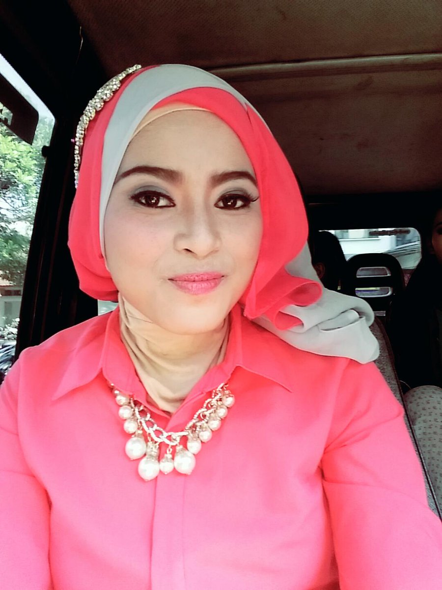 Hahahha  <a href="/yanajulio/">yana fuzyana</a>