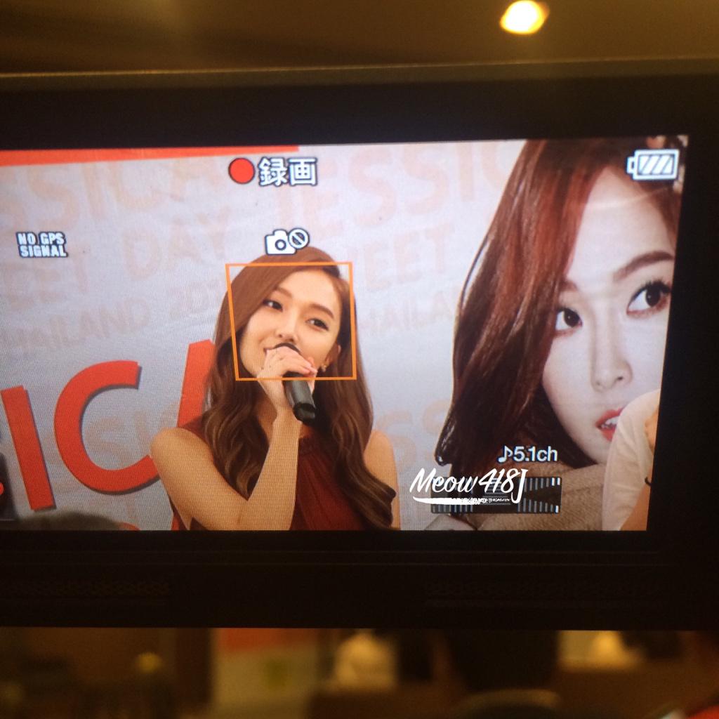 [PIC][22-05-2015]Jessica khởi hành đi Thái Lan để tham dự FanMeeting "JessicaSweetDayinThailand" vào chiều nay CFrSnknUkAAQ9u4