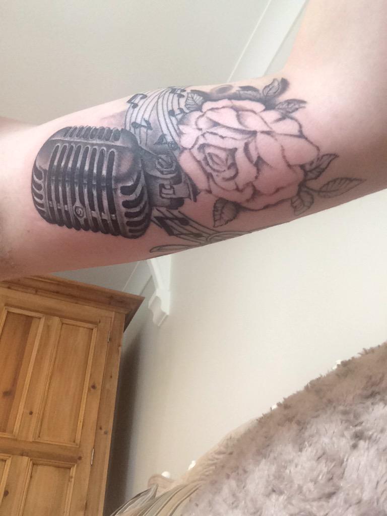 LukeyFt's tweet photo. this one took it right out of me #tattoo http://t.co/EMPc3ldqA1