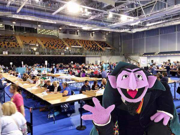 DermotKeyes's tweet photo. #ReferendumCount http://t.co/71IPF47lQX