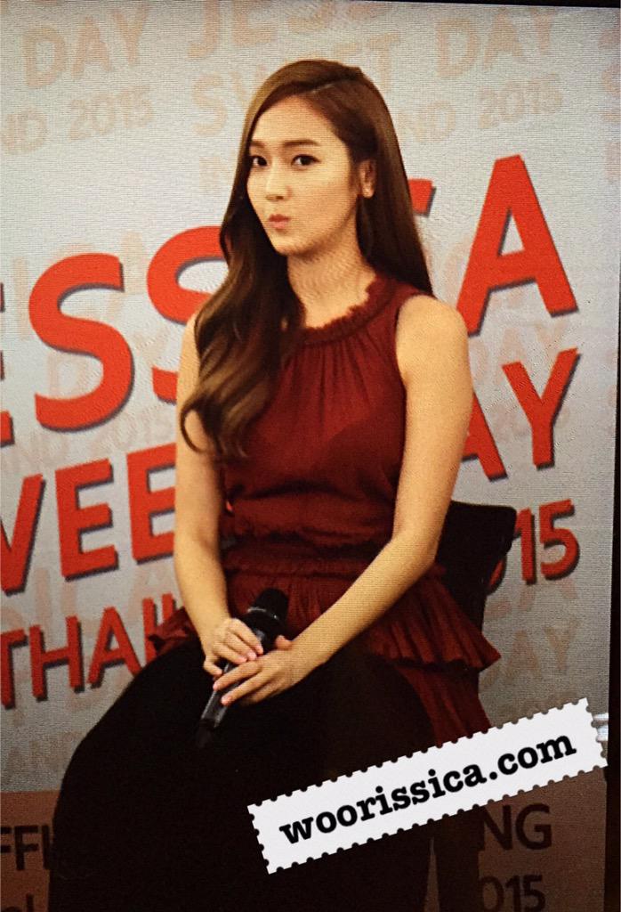 [PIC][22-05-2015]Jessica khởi hành đi Thái Lan để tham dự FanMeeting "JessicaSweetDayinThailand" vào chiều nay CFrYrSvUgAEHdXD