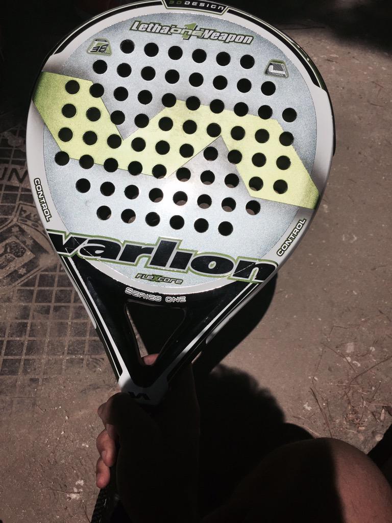 danipeso07's tweet photo. Buena mañana de padel😄🎾🎾🔝 http://t.co/Zeol3nqOrD
