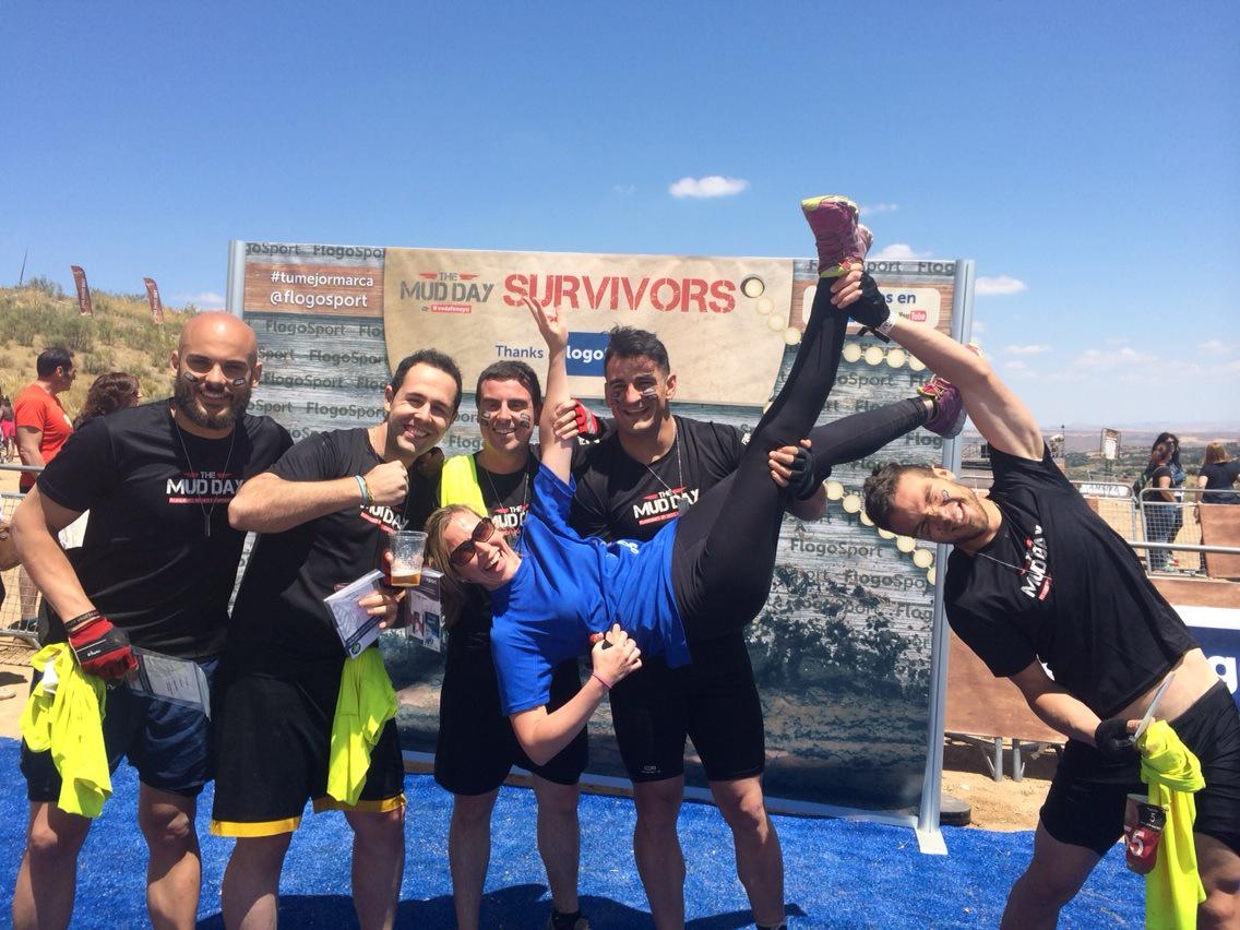narizcuren's tweet photo. @TheMudDay_es con @Flogosport nos vemos recompensadas del esfuerzo realizado! Gracias mudgays! http://t.co/lD89vcB684