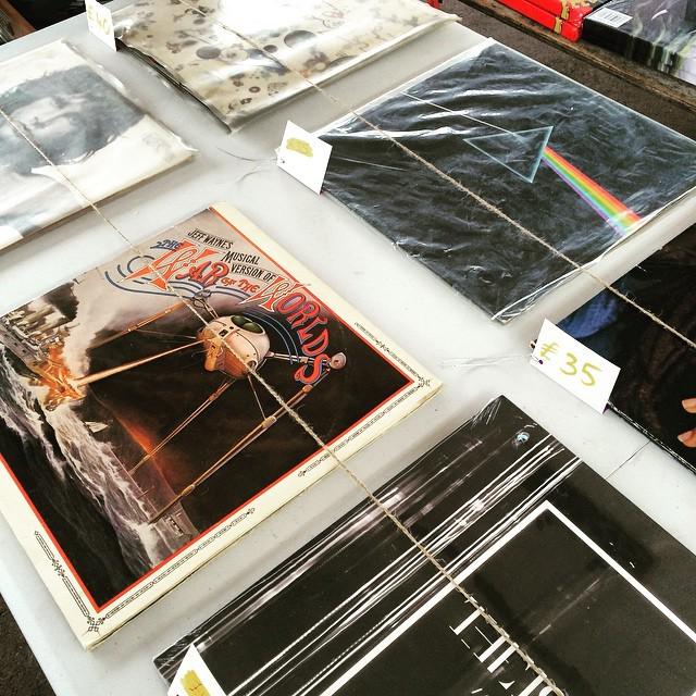 AEVinyl's tweet photo. Basildon Market #vinyl #vinyligclub #vintage #vinylcollection #vinyljunkie #entrepreneur #instacool #igers #fan #st… http://t.co/zG3QNoERNX