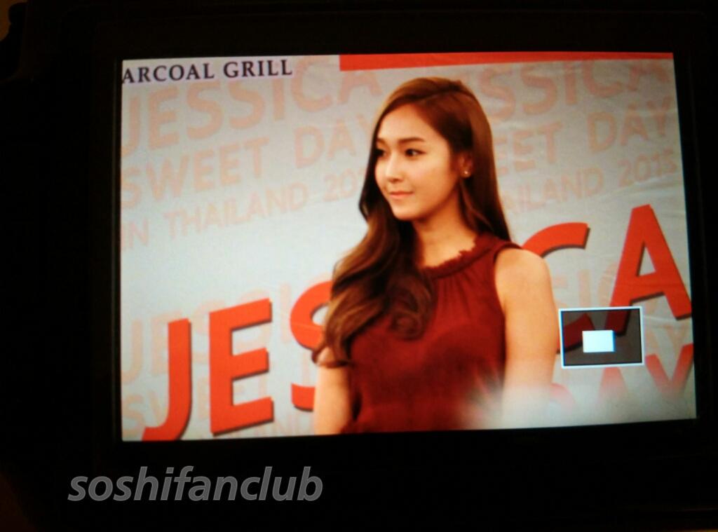 [PIC][22-05-2015]Jessica khởi hành đi Thái Lan để tham dự FanMeeting "JessicaSweetDayinThailand" vào chiều nay CFredn6UsAA6423