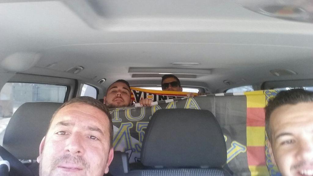 pakuito5's tweet photo. @jballester79 ahí tienes jajajajaj @crako96 @joserafaelperis http://t.co/E5gtzWZ12F