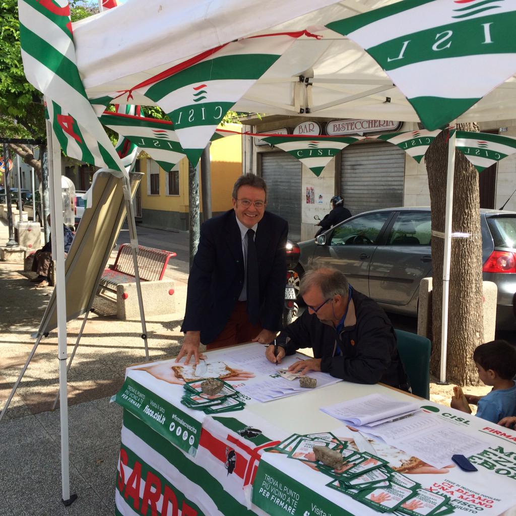 cislcagliari's tweet image. Piergiorgio Massidda con il segretario Gen. Ust #firmalacrescita Cisl a Monserrato
