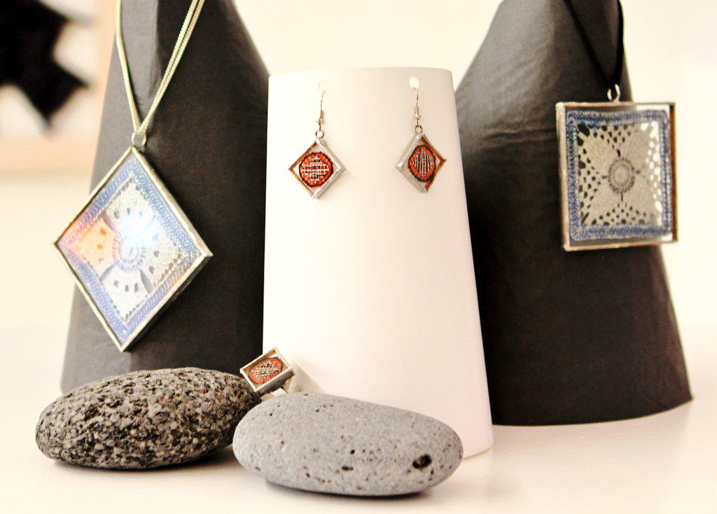 Artesaniatfe's tweet photo. Hoy sáb [24] último día para visitar la Exposición #Workshopartesanal #Artesania #Tenerife -tienda - @teatenerife http://t.co/JboxABIHfY