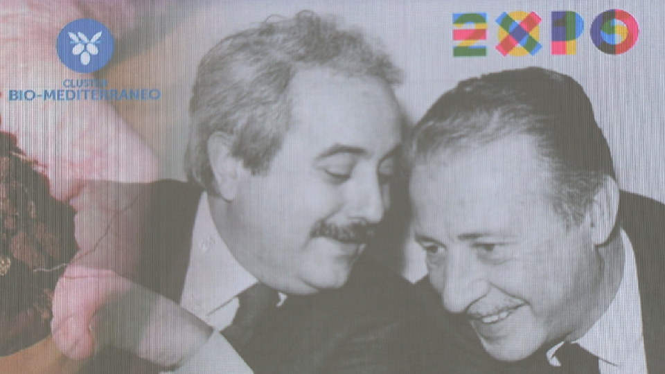 RaiExpo's tweet photo. Palermo chiama, Expo risponde
il video: http://t.co/h7OcqdQur0
#NOMAFIADAY http://t.co/BYaR1V2wX4