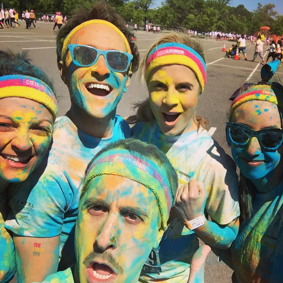 BSlaybs's tweet photo. Post Blue Station Selfie! #weshine #happiest5k #colorrun #happy #nyc #teamshredtherainbow http://t.co/8CRyWkOAA5