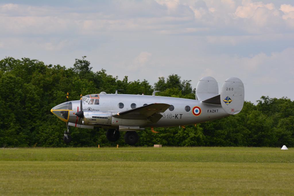 AirbusLIVE's tweet photo. LIVE #LFA15: Le #MD311 #Flamant, un avion militaire de liaison et d'entraînement développé à la fin des années 40 http://t.co/nwQtR7go9w