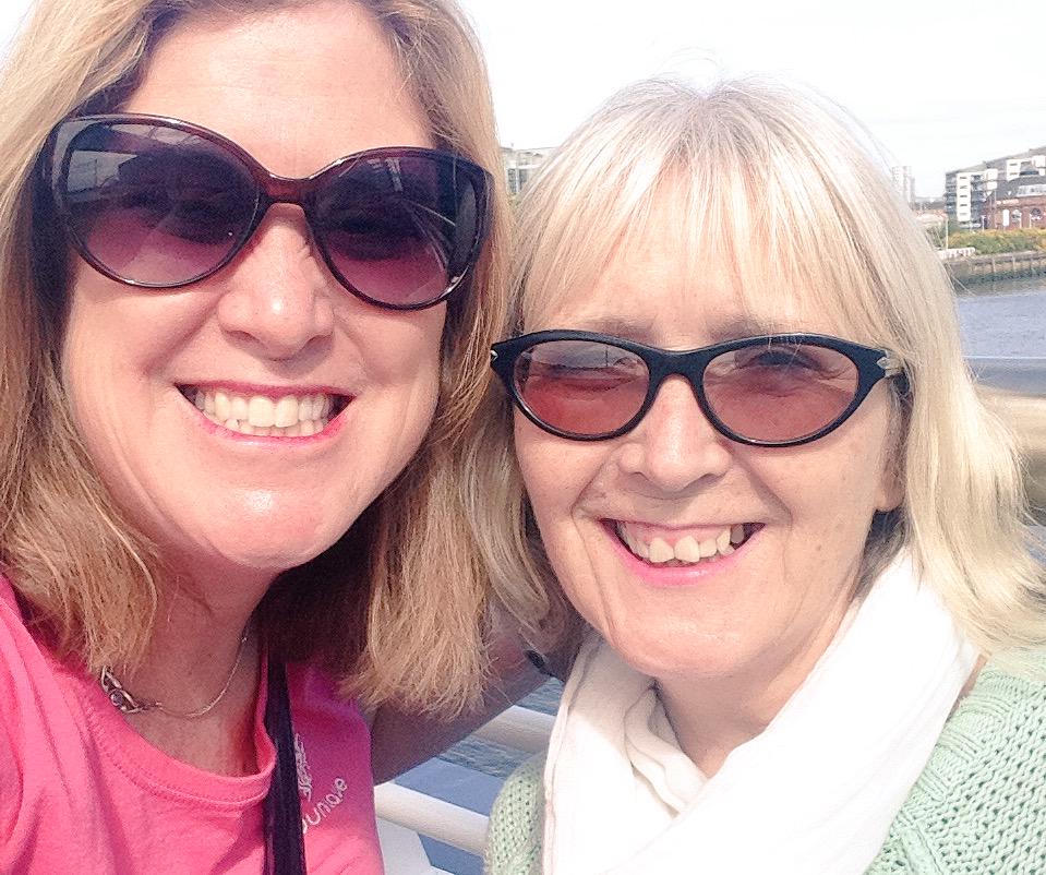 NewThea's tweet photo. Sunny Saturdays in Scotland spent w/sweet friends is my fave sort of day! #Selfie after #IHSS15 http://t.co/IjxvmUTKVw