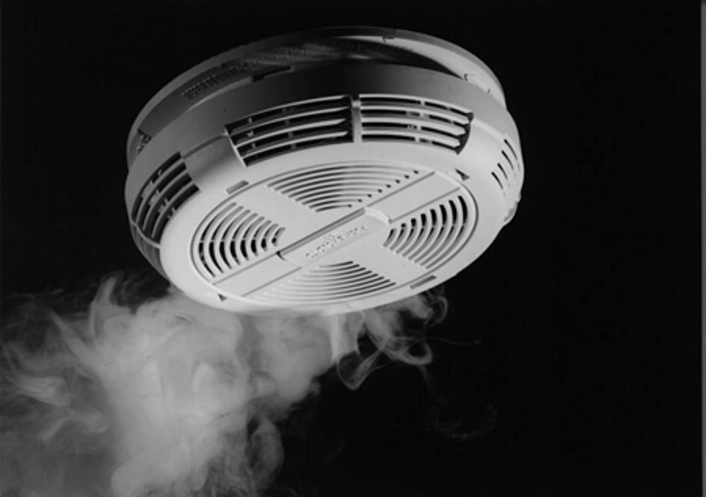 kirby_security's tweet photo. When you test your smoke alarm, you could test smoke alarms of an older family member, neighbour, friend. #firesafety http://t.co/PcHTWAcYOF