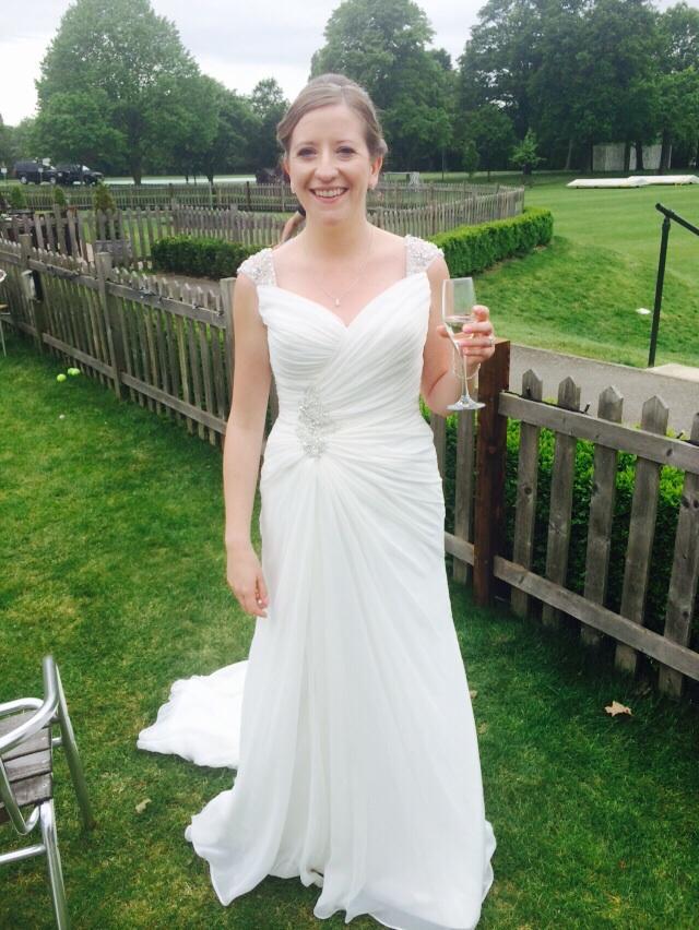 Rachel13Firth's tweet photo. #handpwedding http://t.co/zbcVgVRybR