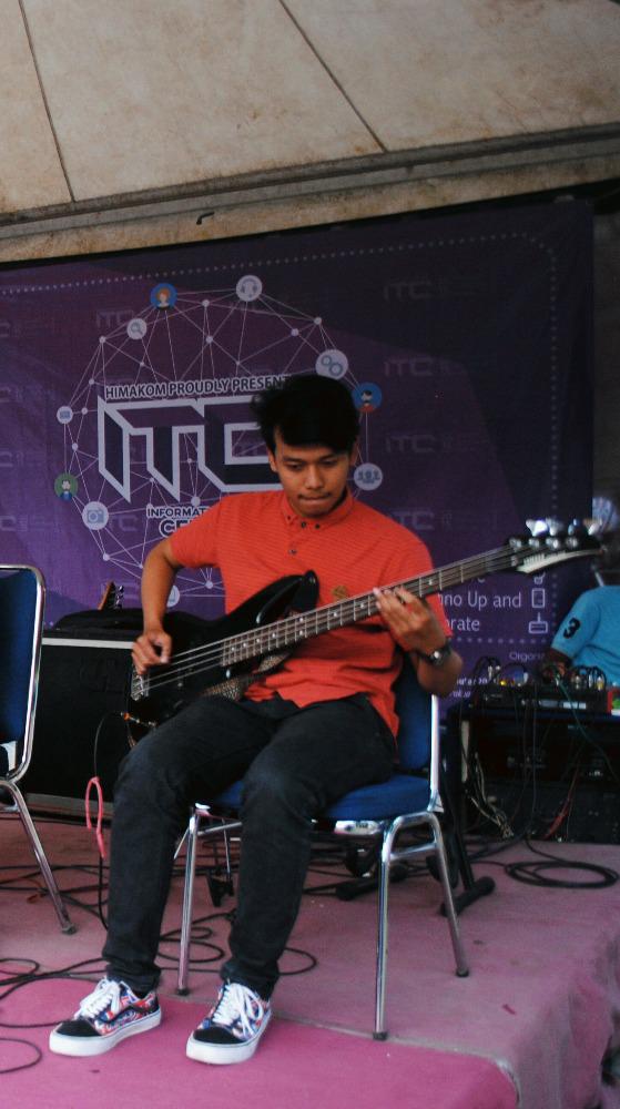 gate_dream's tweet photo. @PaulRR2 http://t.co/vbjWdCtKeN