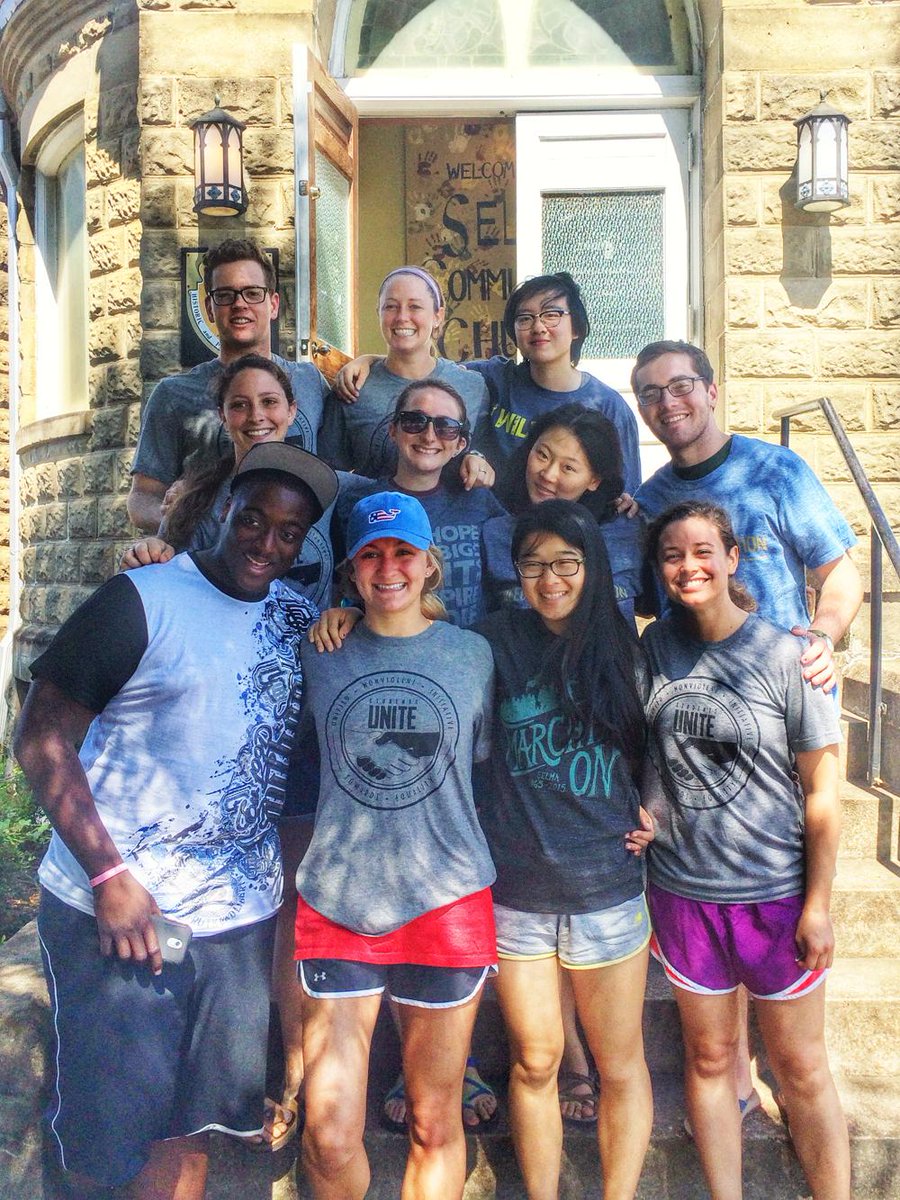FreedomFoundorg's tweet photo. Gettysburg College came through Selma on their @hittheopenroad trip across the South! #Selma loves @gettysburg! http://t.co/1TkfPqGv4t