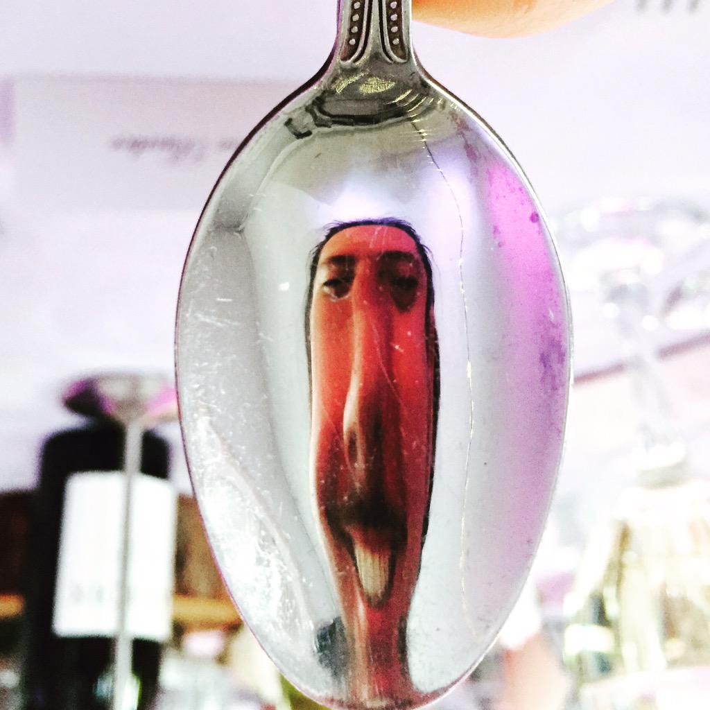 deltabravosnow's tweet photo. Spoonface approves @HandPwedding #spoonface #goodjob http://t.co/OzWo2V1h7r