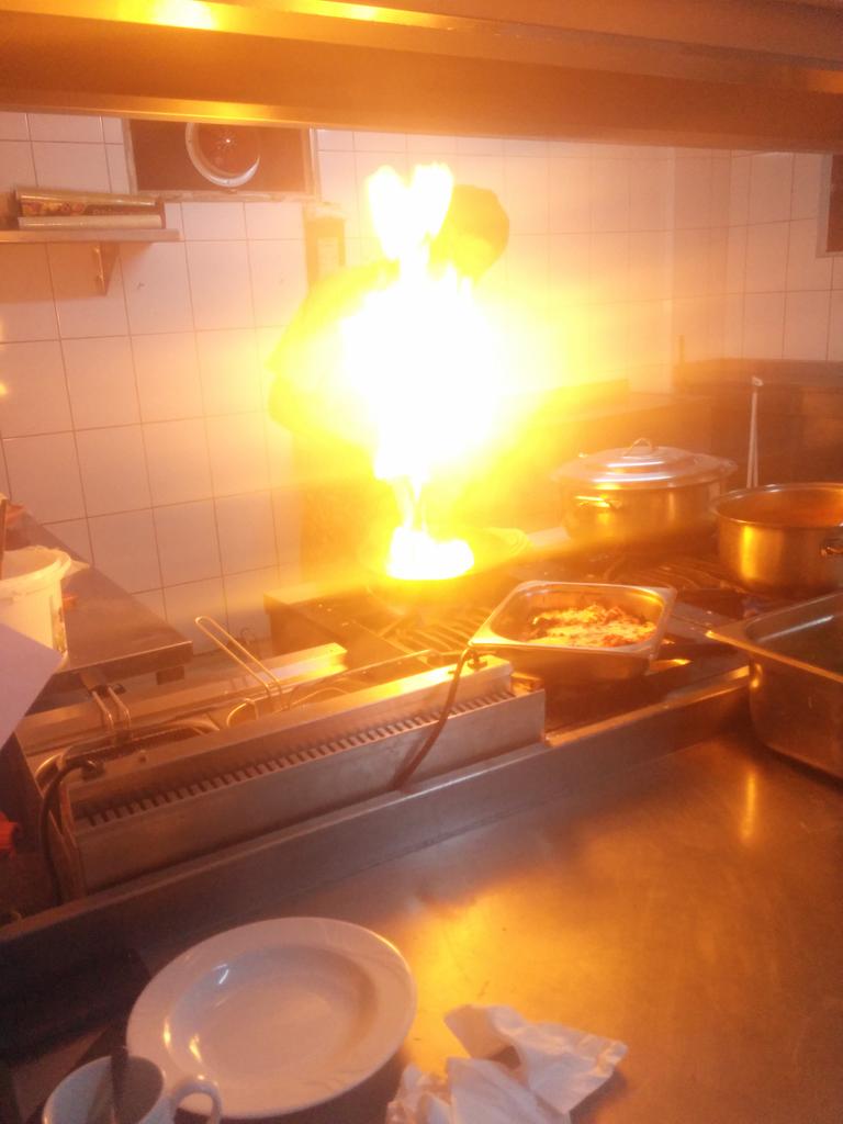 HotelModa's tweet image. Türk ve dünya mutfaklarini birarada @HotelModa bulacaksiniz