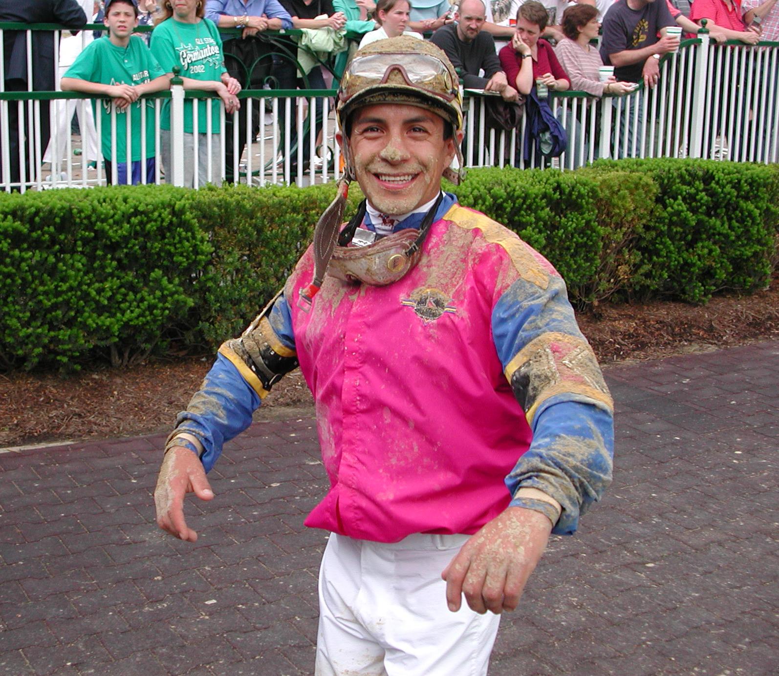 Happy birthday to Victor Espinoza. Here\s a rare picture of Victor after he did not win the Kentucky Derby. 