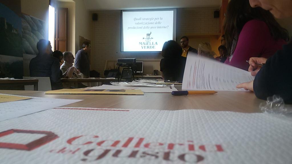 GildaFalc's tweet photo. Alla scoperta degli Itinerari del Gusto #masterSai #madeinitaly #eccedigit #eccellenzedelgusto #slowfood #Abruzzo http://t.co/HC0GyIVTeq