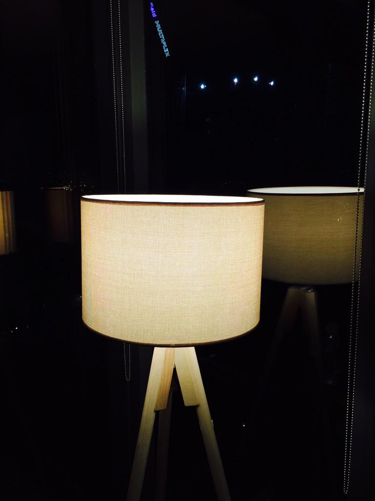 oskar tripod floor lamp