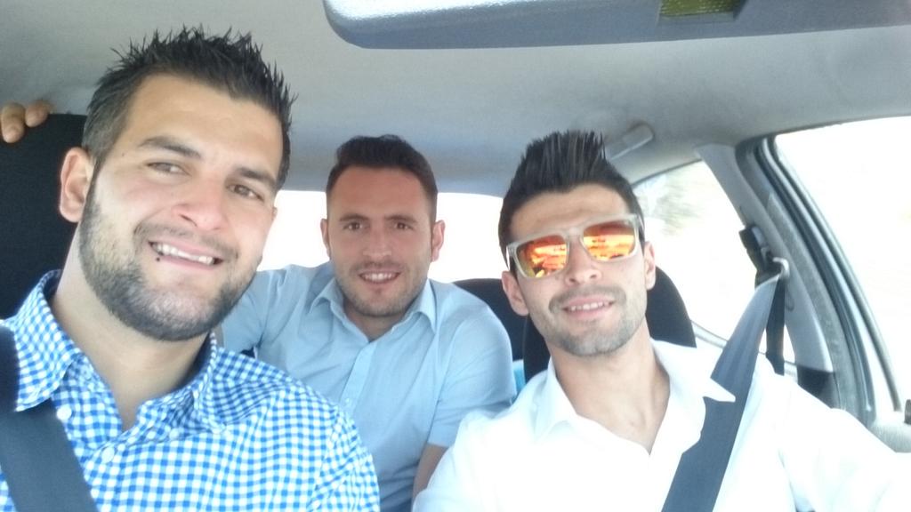 luislopeza3's tweet photo. Al rocio con los lokiii estos @Gmez87 @alejandro_277 http://t.co/pfaNVvI93Z