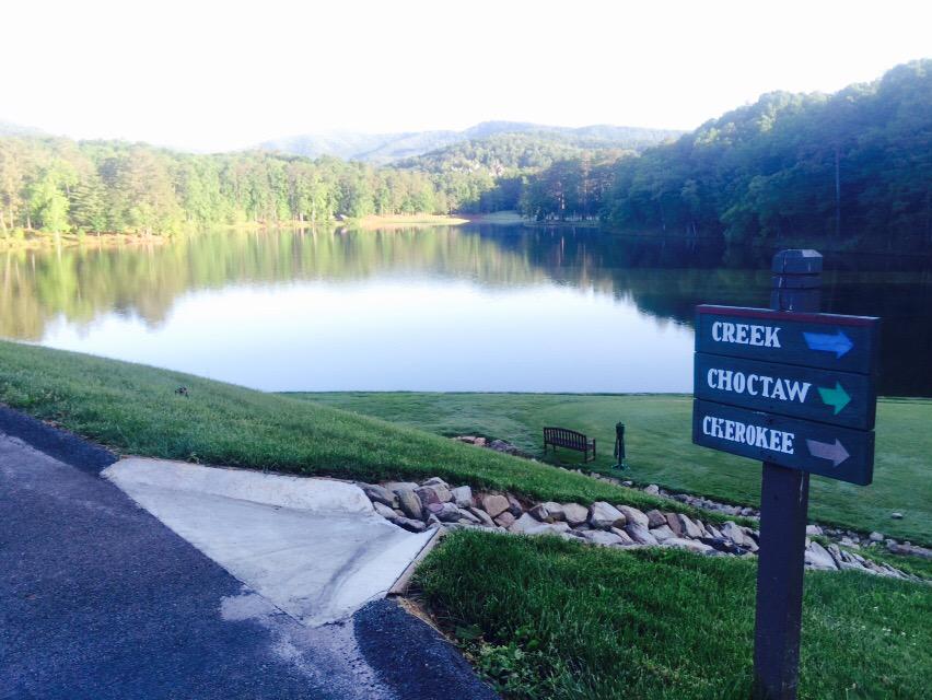 BigCanoeEvents's tweet photo. Brisk but perfect weather this weekend to take advantage of the courses! ⛳️ #BigCanoeGA #bigcanoe #golf http://t.co/8hPcrfFSgH
