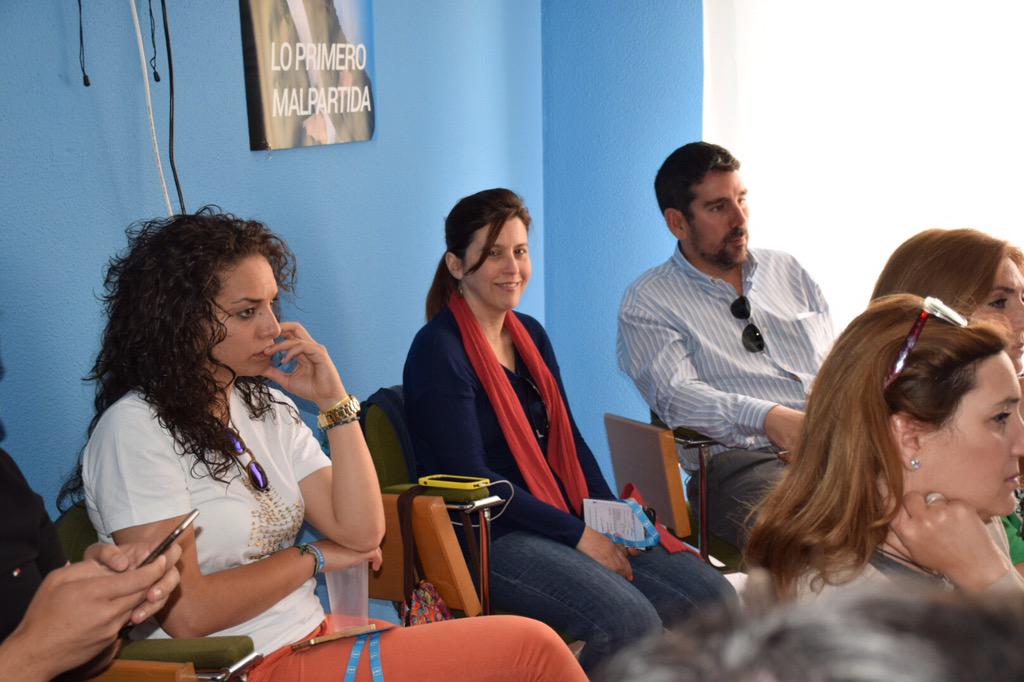 VGdelMoral's tweet photo. Trabajo de interventores y apoderados en sede de Malpartida de Cáceres @ppmalpacc @ppextremadura; gracias a todos!!! http://t.co/32ihUCx1nS