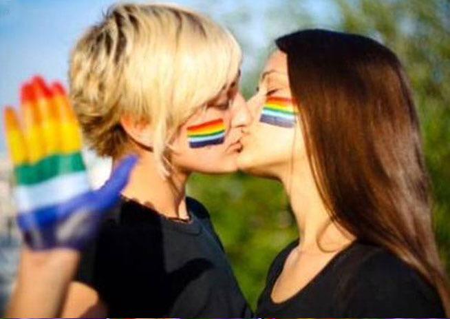 ecorepublicano's tweet photo. Ya es oficial, el gobierno de Irlanda aprueba el matrimonio entre personas del mismo sexo. Enhorabuena #LGTB. http://t.co/M7LJLOmgt0