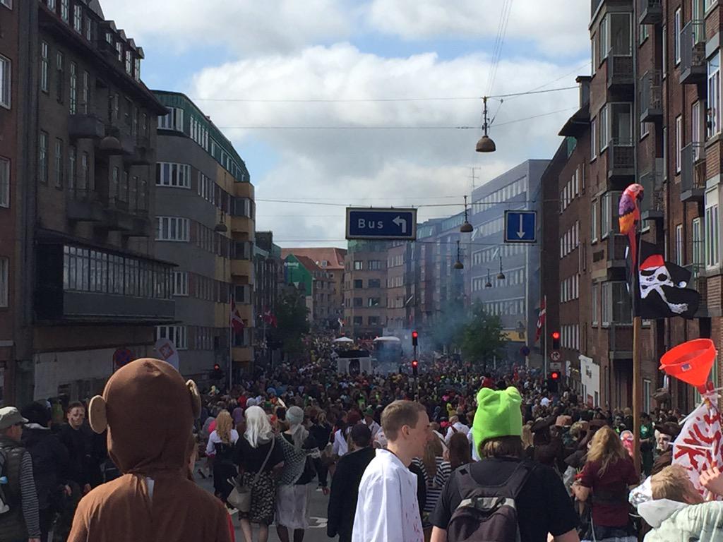 Mads Duedahl (@mads_duedahl) on Twitter photo Gang i gaden i Dobbelt A #karnevalaalborg Gang i gaden i Dobbelt A #karnevalaalborg