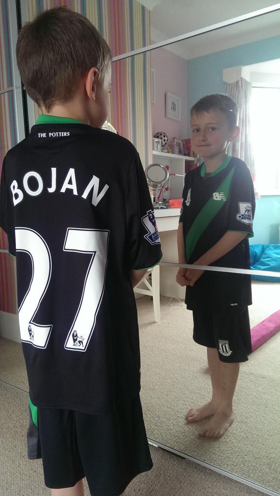 bezzer21's tweet photo. Loving the new strip @BoKrkic looking forward to seeing you next season. http://t.co/LAUc2ZDOK2