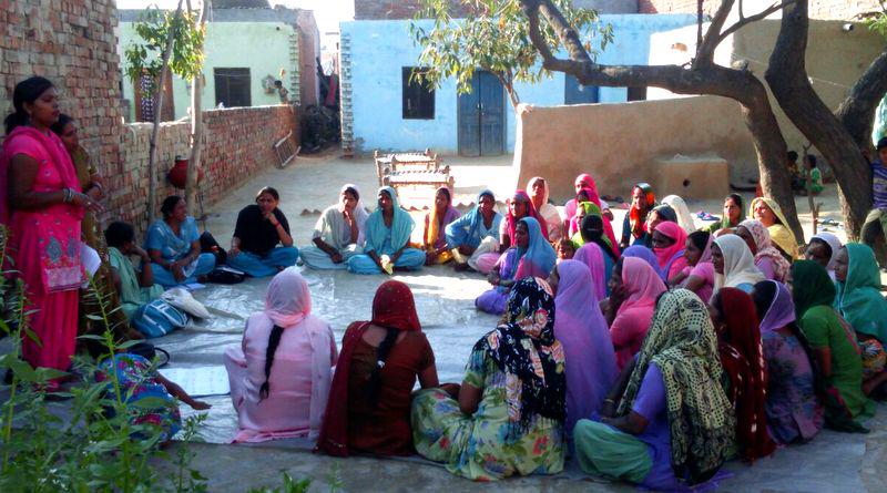 ASKIndia_org's tweet photo. ASK’s CB domain facilitated a 'Training of Trainers (ToT)’ input for women federation leaders of a reputed NGO http://t.co/pt8hOIhrgN