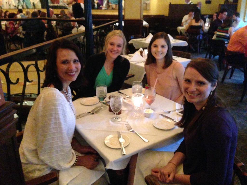 tammy_bogan's tweet photo. First Official Bogan Girls Getaway!  The Big Easy! http://t.co/chM1UkYUNV