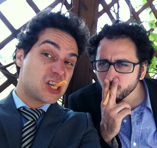 AlbertoRaselli's tweet photo. #albertoetea #puparegistadaoscar http://t.co/ZOt4c81VLe